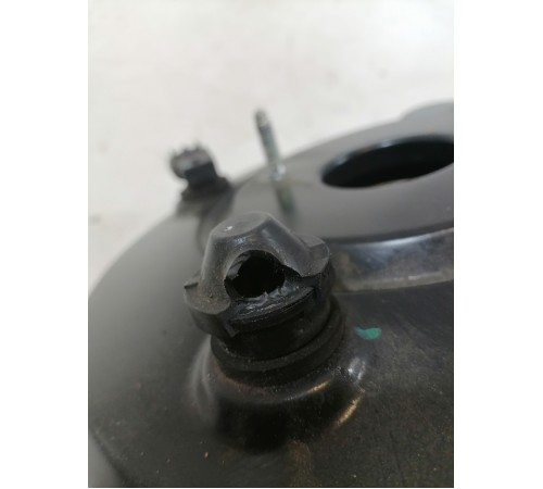 Вакуумный усилитель тормозов