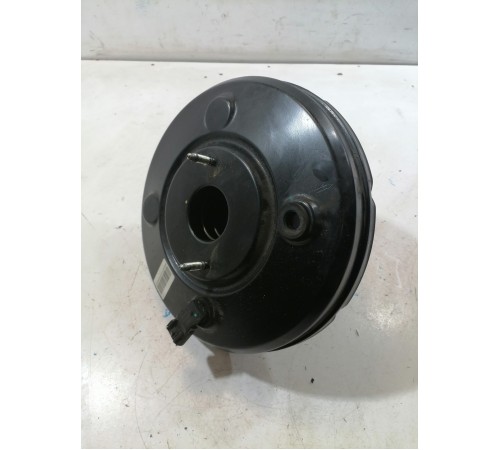 Вакуумный усилитель тормозов