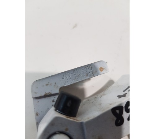 Петля двери передняя левая нижняя