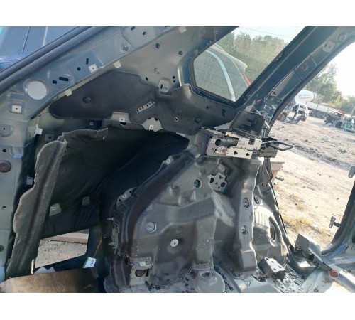 Крыло заднее левое