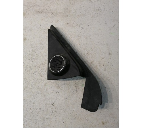 Накладка двери уголок передний левый