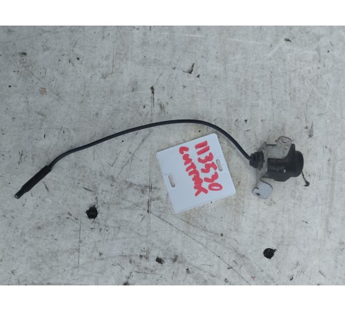 Камера обзора в зеркало левая