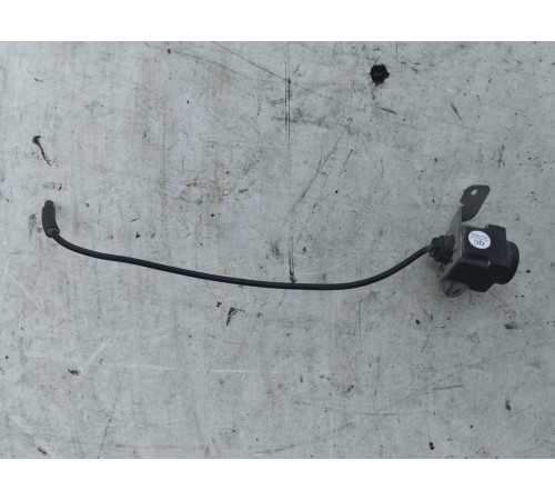 Камера обзора в зеркало левая