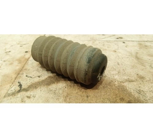 Пыльник амортизатора переднего