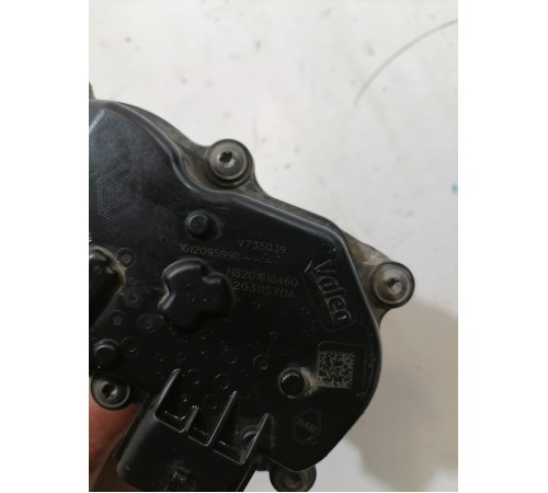 Дроссельная заслонка