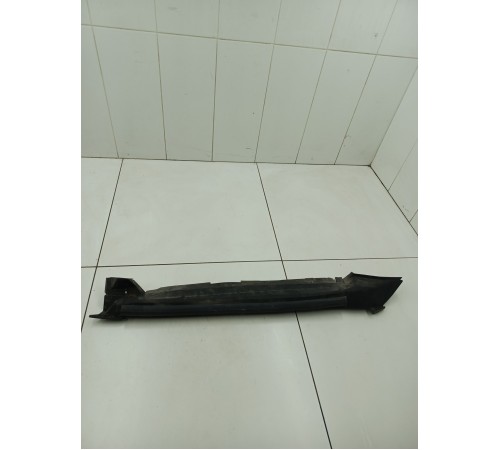 Пыльник крыла передний правый