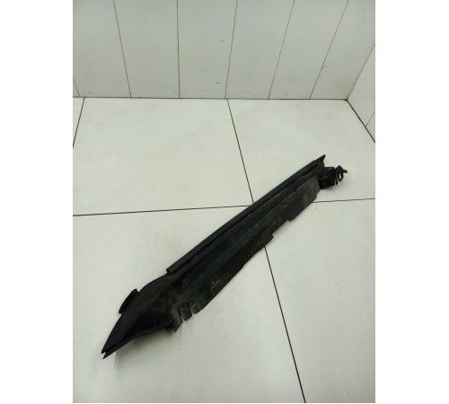 Пыльник крыла передний правый