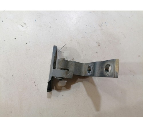 Петля двери передняя левая нижняя