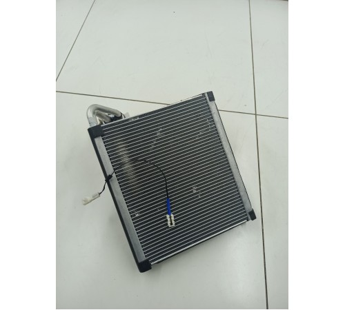 Испаритель кондиционера с клапаном