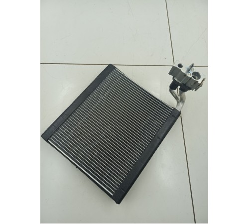 Испаритель кондиционера с клапаном