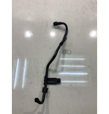 Трубка впускных коллекторов (между)