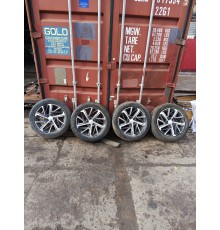 Комплект колес 4шт 225/55R18 Комплект колес 4шт 225/55R18
