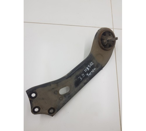 Рычаг подвески задний правый продольный