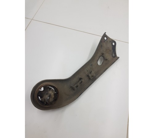 Рычаг подвески задний правый продольный