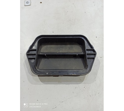 Воздухозаборник (задний левый)