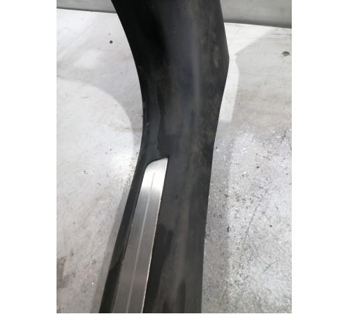 Накладка порога передняя левая