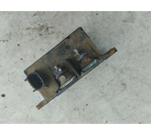 Выключатель массы реле