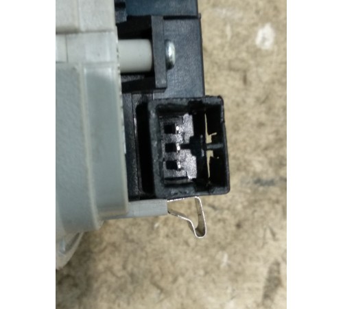 Плафон внутреннего освещения задний