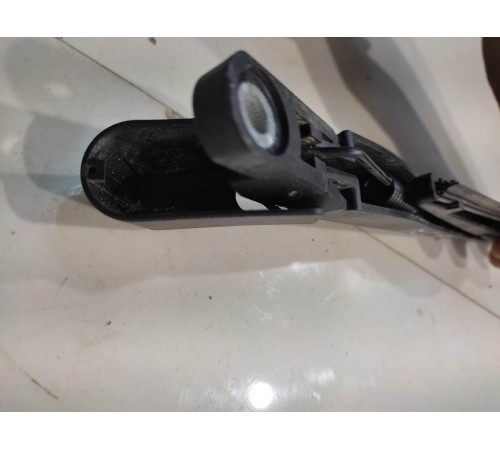 Дворник багажника