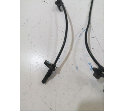 Датчик ABS передний правый