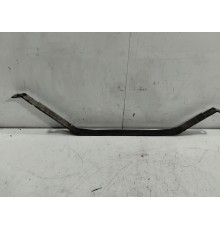 Крепление топливного бака