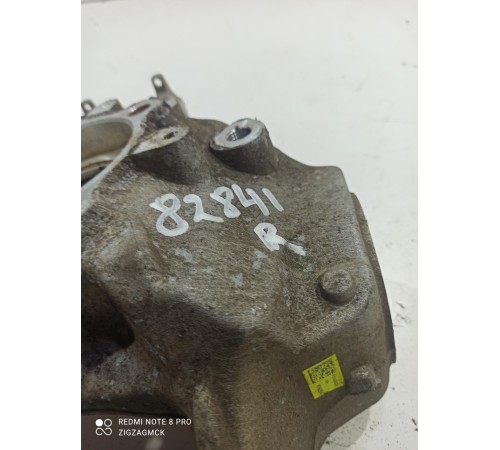 Кулак поворотный(задний правый)