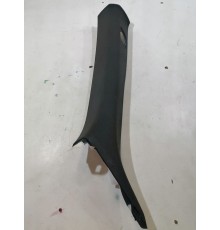 Обшивка передней стойки левая