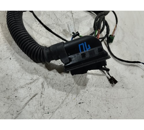 Электропроводка двери передняя левая