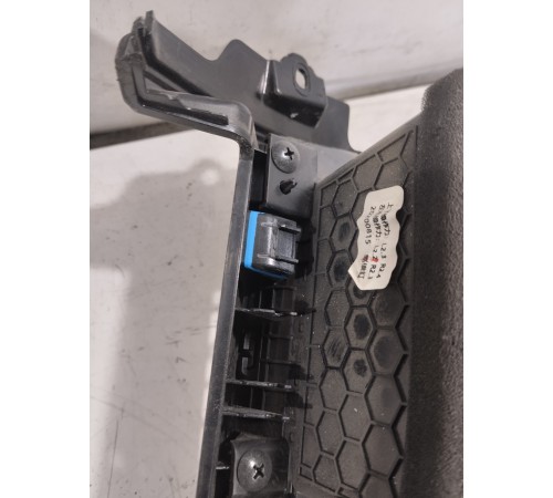 Накладка торпедо с воздушными дефлекторами правая