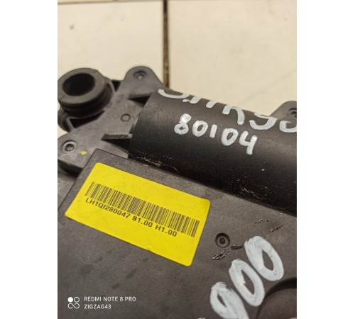 Доводчик замка двери(задний правый)