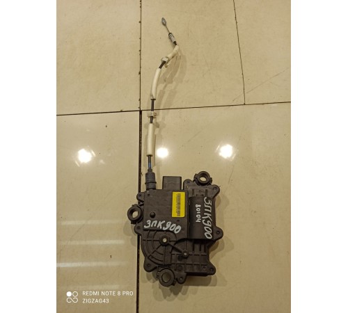 Доводчик замка двери(задний правый)