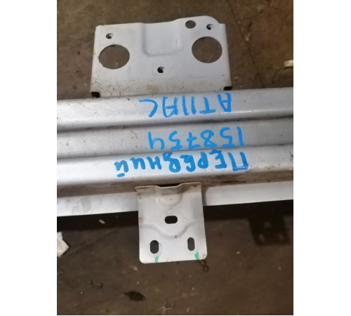 Усилитель бампера передний