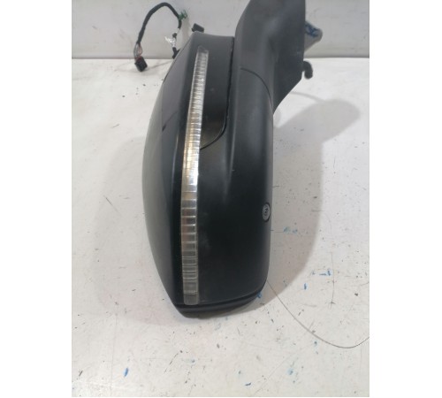 Зеркало боковое правое с камерой