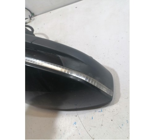 Зеркало боковое правое с камерой