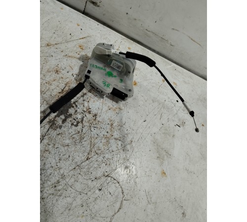 Замок двери задний правый