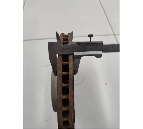 Диск тормозной передний 