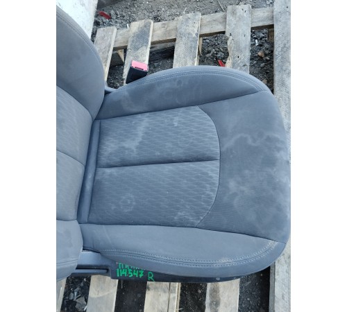 Сиденье переднее правое