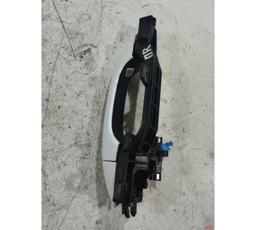 Ручка двери передняя правая