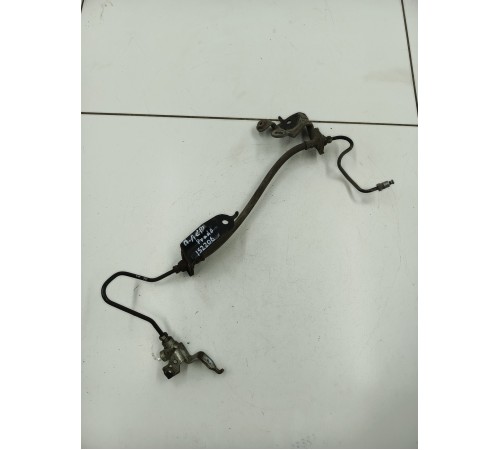 Тормозной шланг передний левый