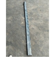 Накладка порога левая