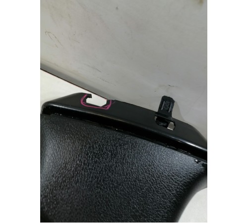 Обшивка центральной стойки правая верхняя