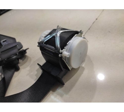 Ремень безопасности (передний, левый)