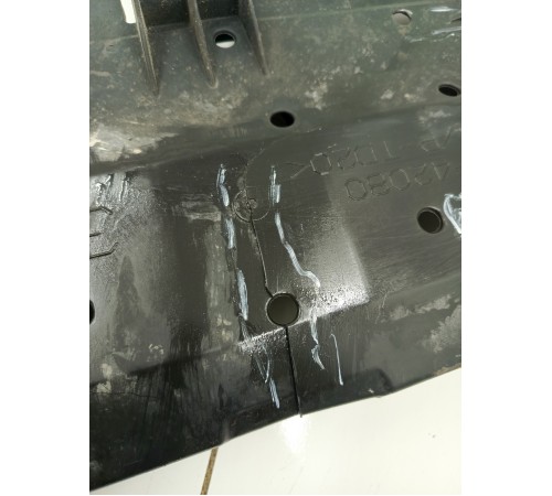 Пыльник бампера нижний