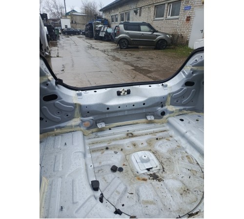 Панель задняя