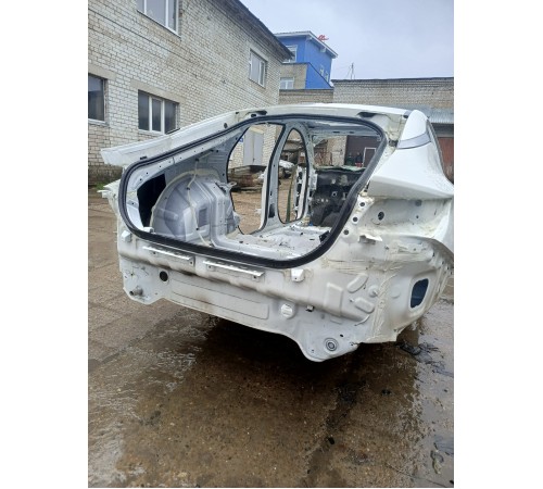 Панель задняя