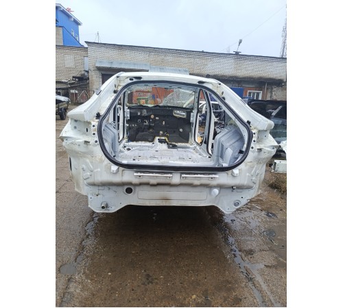 Панель задняя