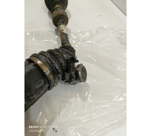 Привод передний левый