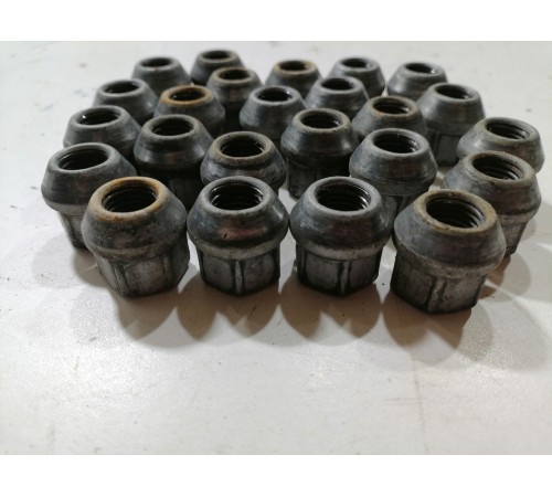 Комплект колесных гаек 24 шт