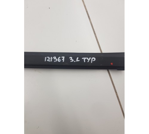 Уплотнитель стекла задний левый внутренний