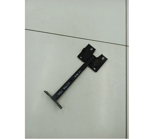 Кронштейн крепление аккумулятора АКБ